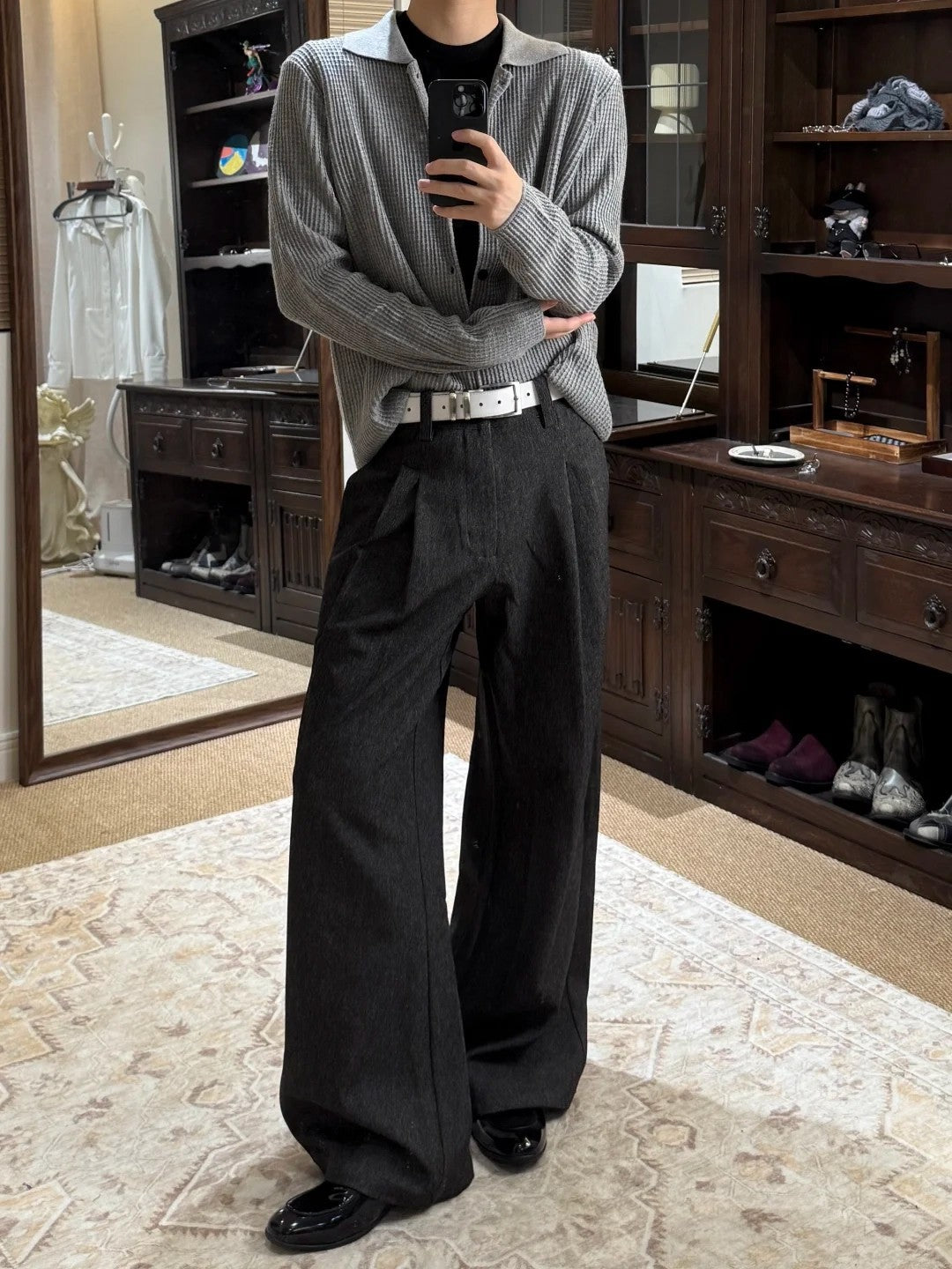 Pantalones casuales de corte en A, pernera ancha y doble pinza